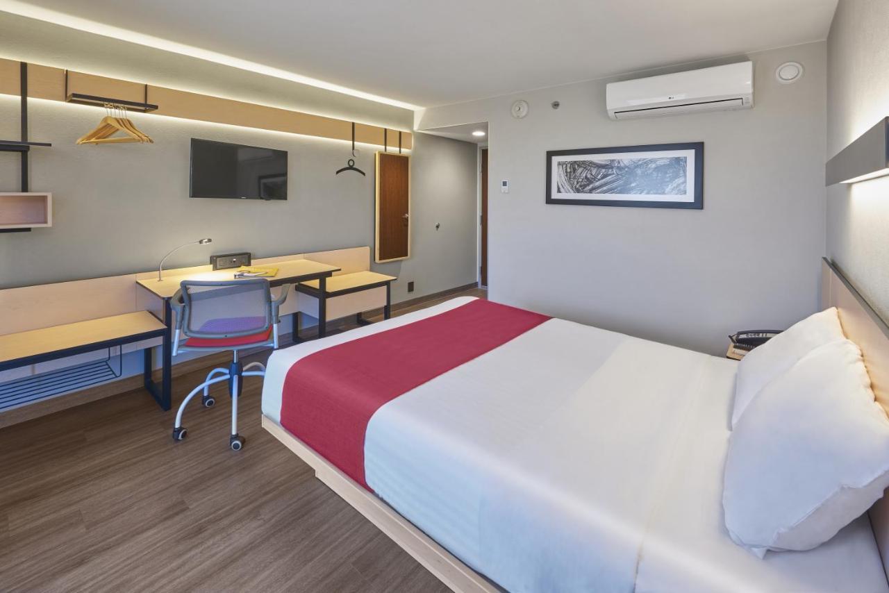 City Express Plus By Marriott Ciudad De Mexico Mundo E Экстерьер фото